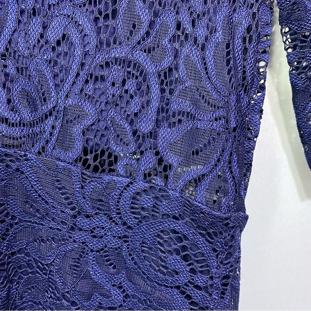 NEW-Express Navy Blue Lace Mock Neck Mid Length Dress sz 8 NEW - Picture 10 of 13